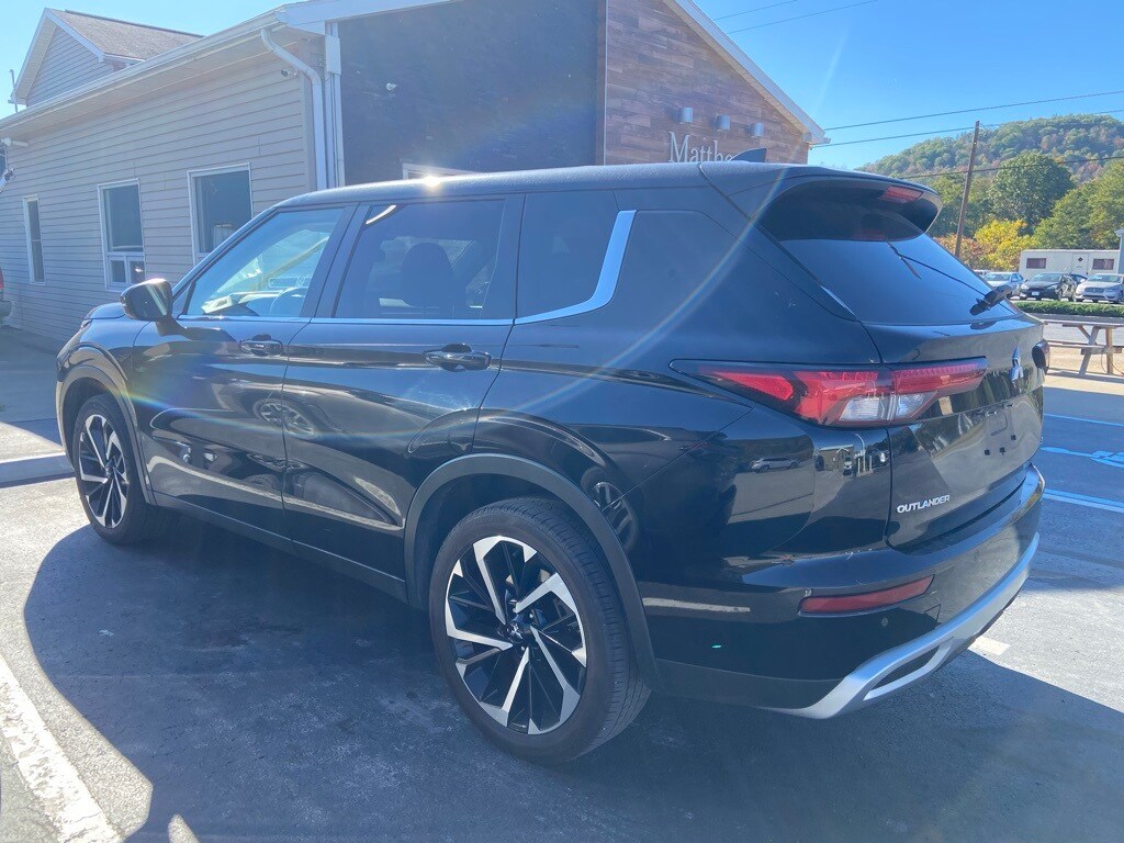 2024 Mitsubishi Outlander SE Ralliart photo 4