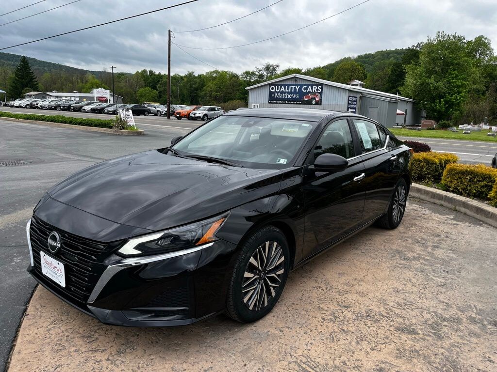 Used 2025 Nissan Altima 2.5 SV Sedan