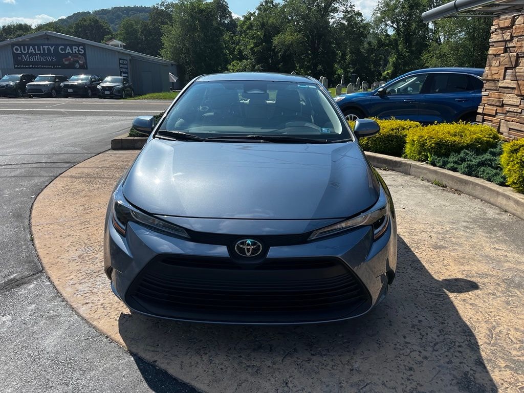 Used 2025 Toyota Corolla LE Sedan