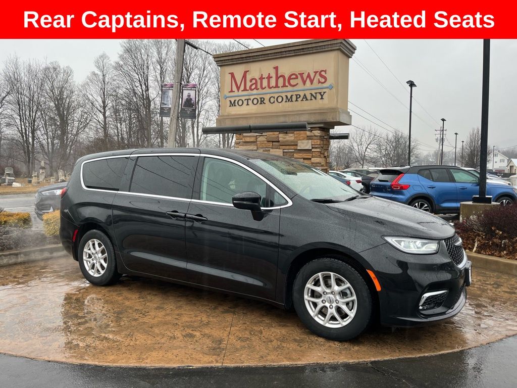 2023 Chrysler Pacifica Touring L