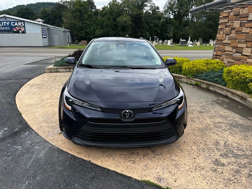 Used 2025 Toyota Corolla LE Sedan