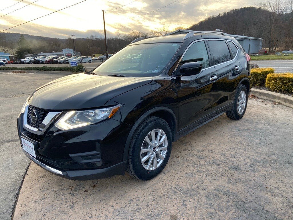 Used 2018 Nissan Rogue SV SUV