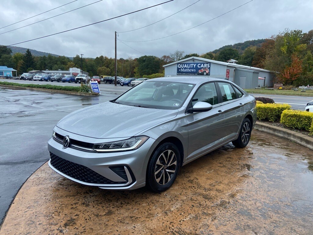 2025 Volkswagen Jetta 1.5T S photo 3