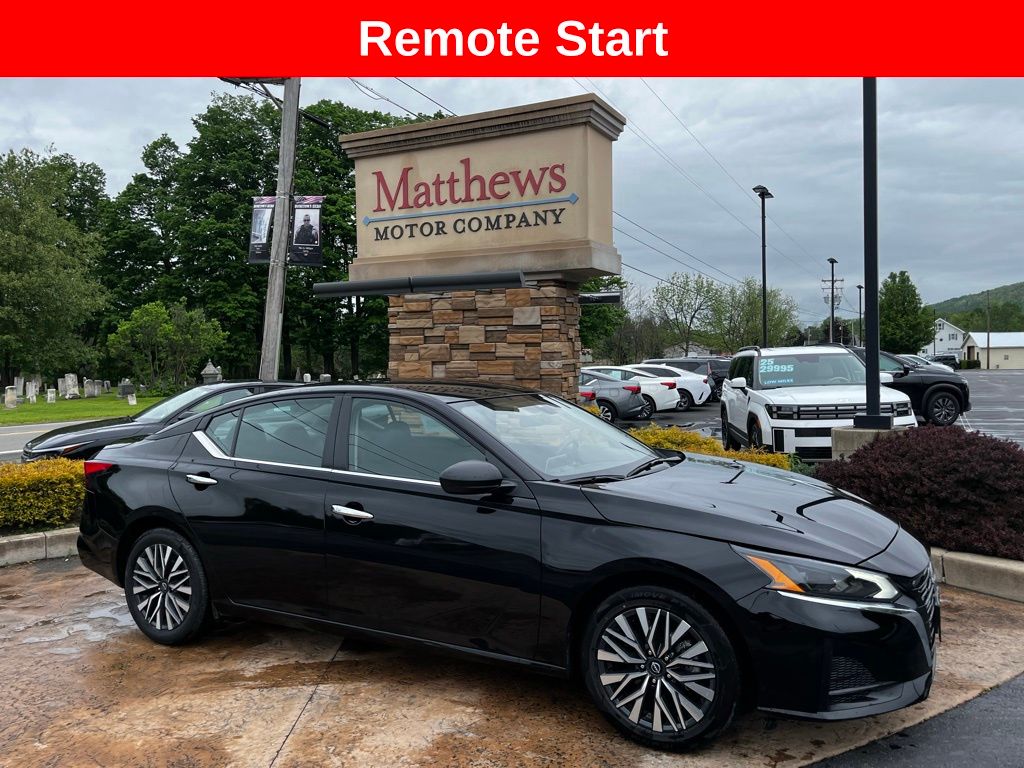 2025 Nissan Altima 2.5 SV's photo