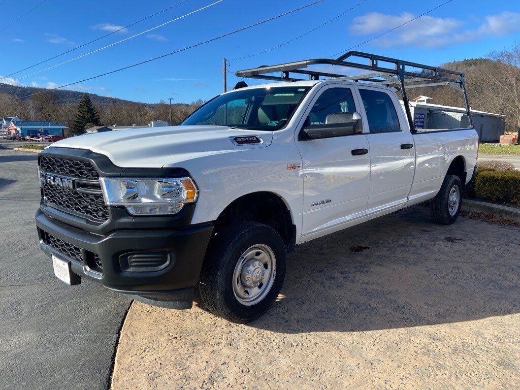 2022 Ram 2500 Tradesman photo 3