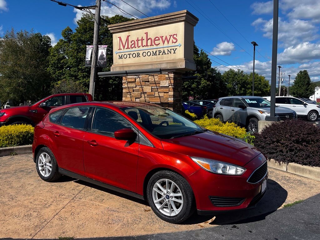 Used 2018 Ford Focus SE Hatchback