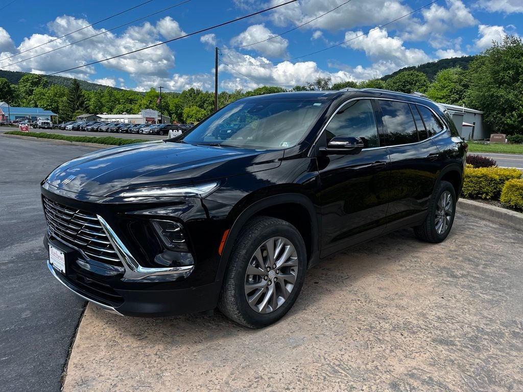 Used 2025 Buick Enclave Preferred SUV