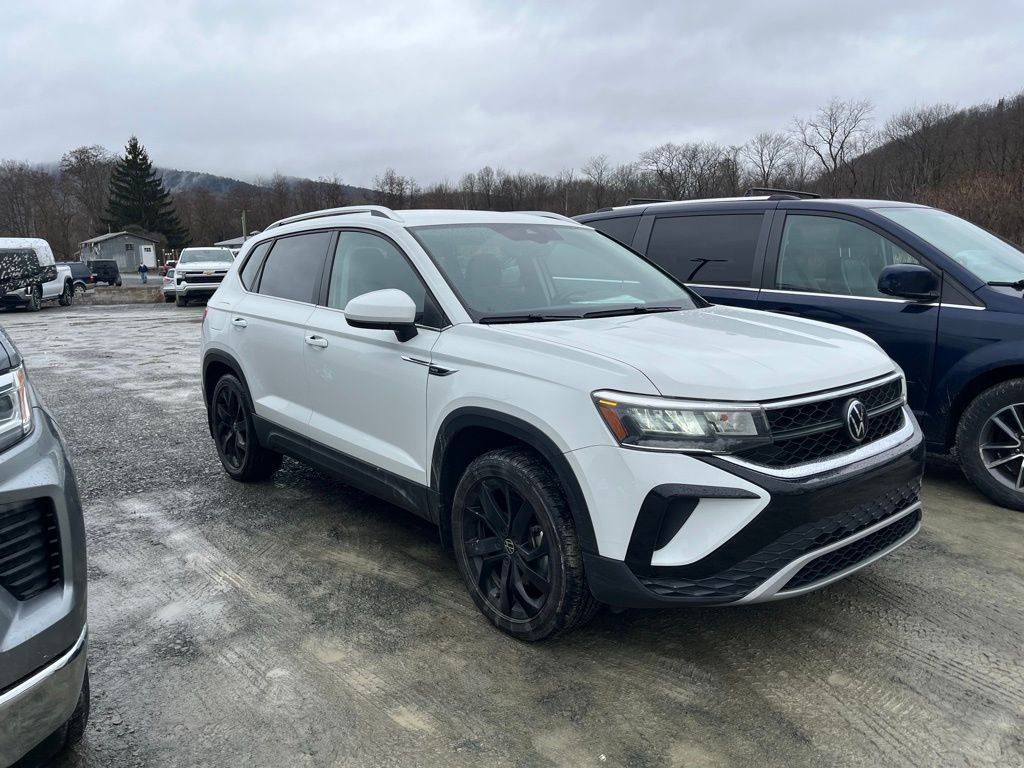 2023 Volkswagen Taos SE