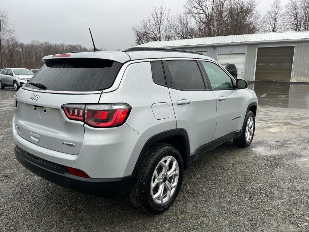 Used 2025 Jeep Compass Latitude SUV