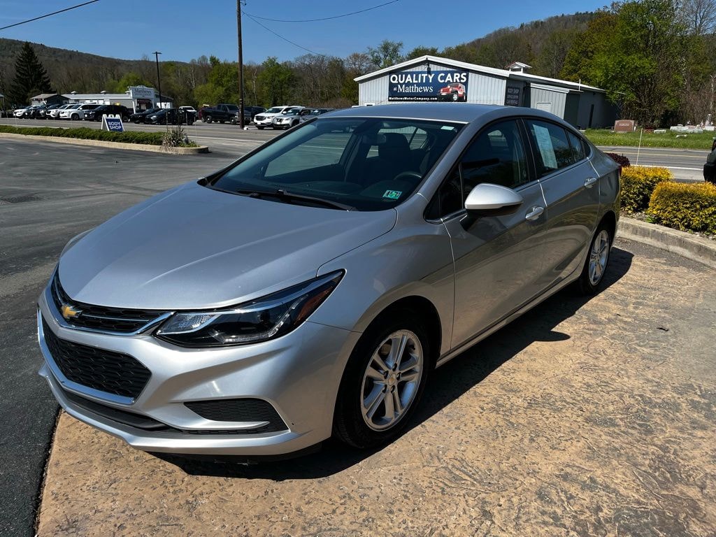 Used 2017 Chevrolet Cruze LT Sedan
