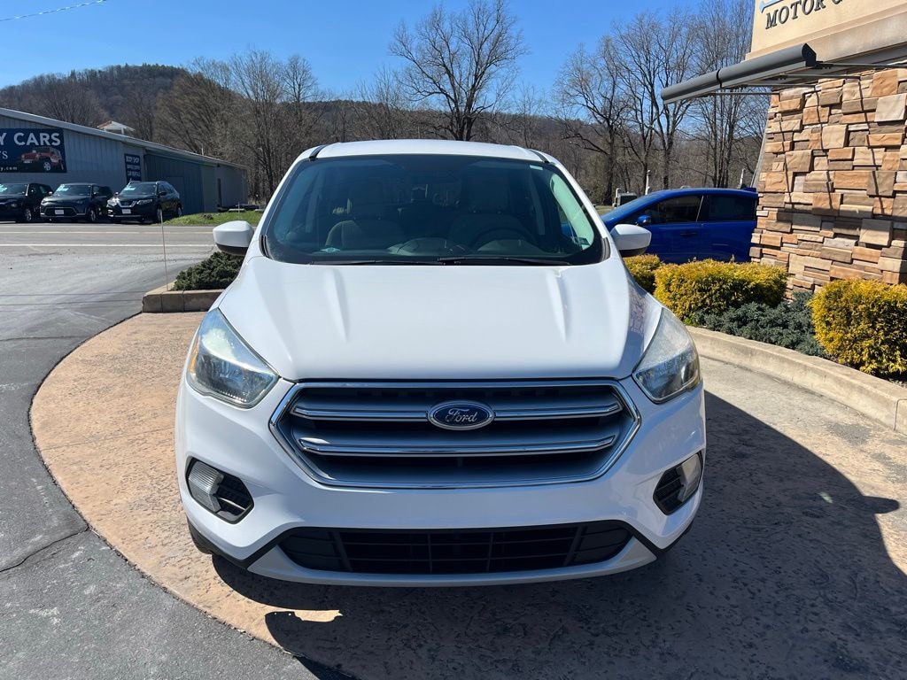 Used 2017 Ford Escape SE SUV