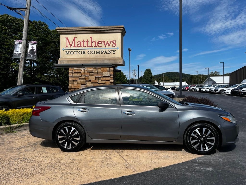 Used 2018 Nissan Altima 2.5 SV Sedan