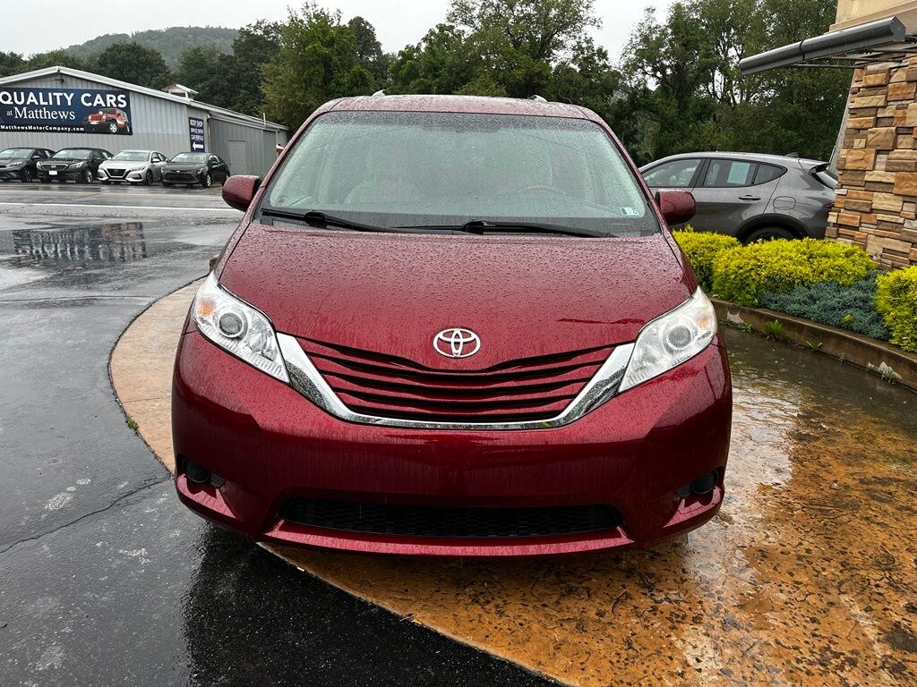 Used 2017 Toyota Sienna LE Van