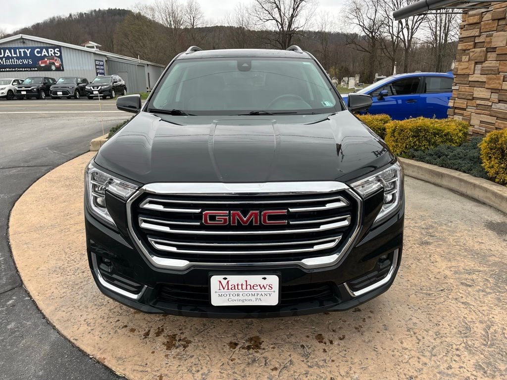 Used 2024 GMC Terrain SLT SUV