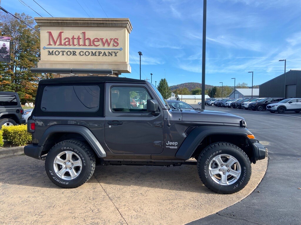 2020 Jeep Wrangler Sport S photo 4