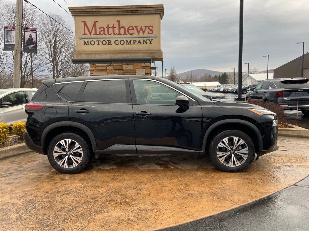 Used 2023 Nissan Rogue SV SUV