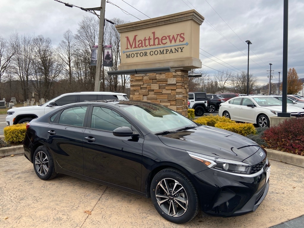 Used 2023 Kia Forte LXS Sedan