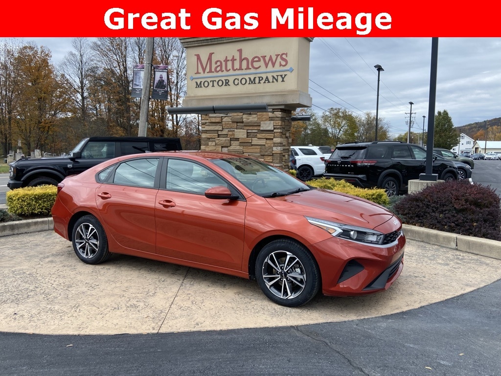 2023 Kia Forte LXS's photo