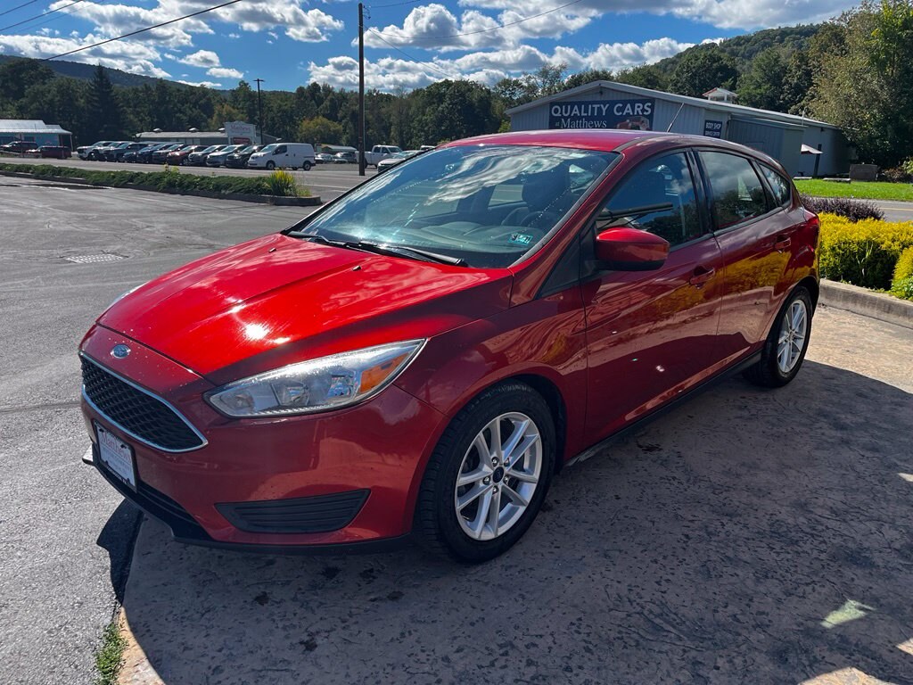 Used 2018 Ford Focus SE Hatchback