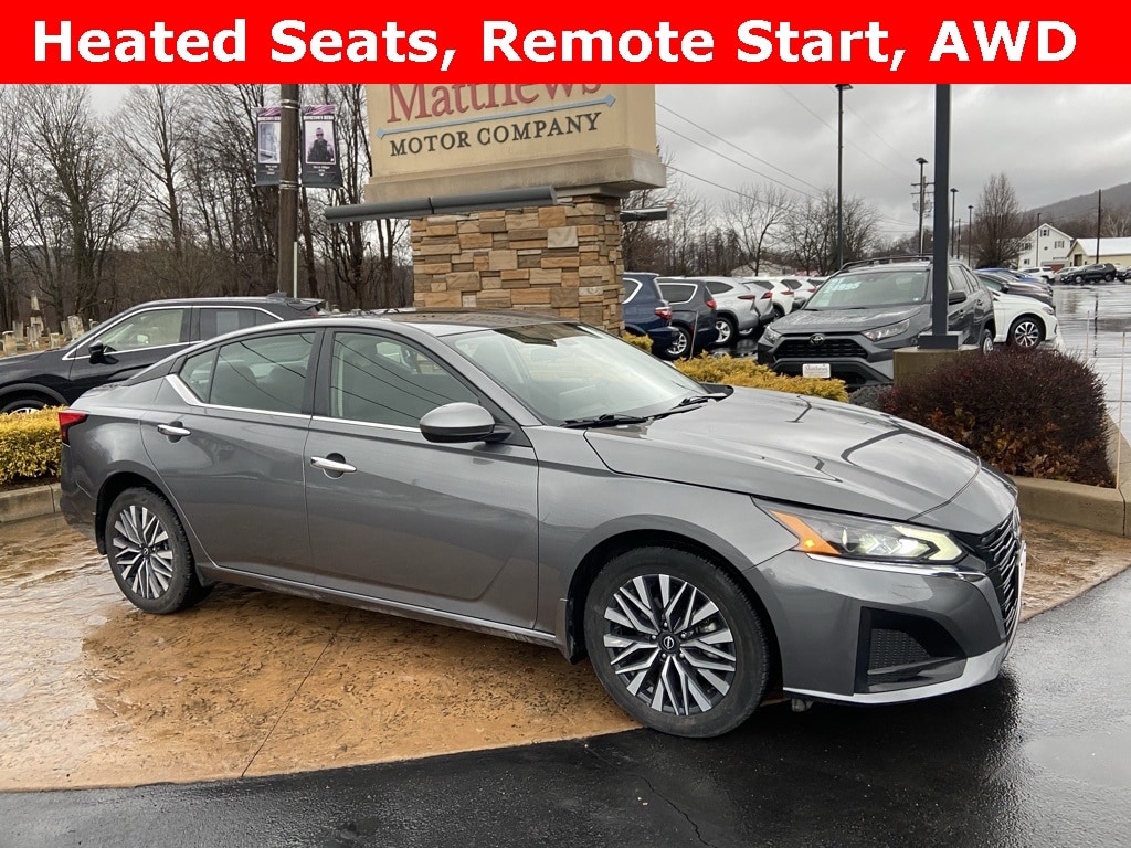 2024 Nissan Altima SV's photo