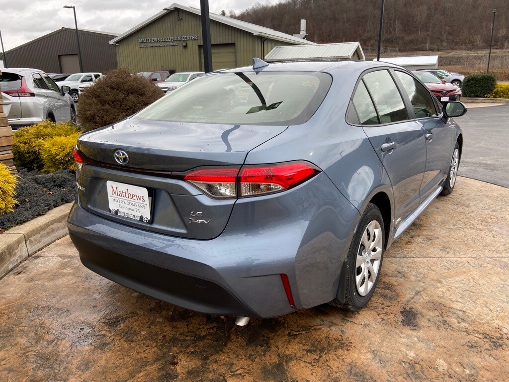 2025 Toyota Corolla Hybrid LE photo 3