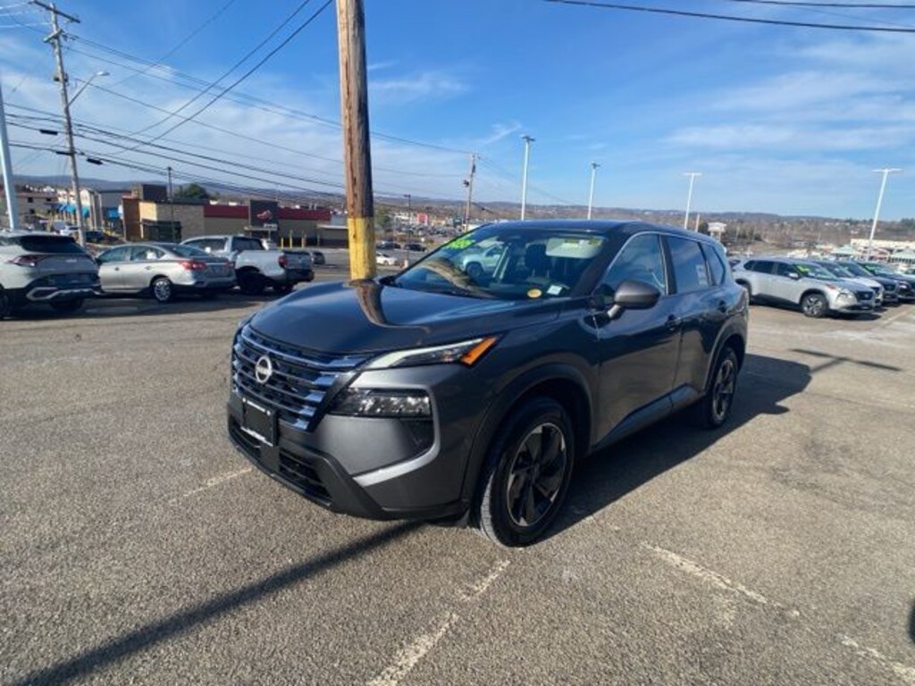 Certified 2025 Nissan