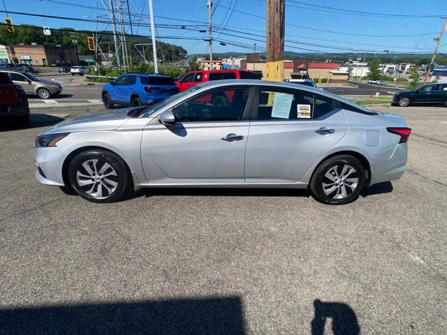 Used 2022 Nissan Altima S with VIN 1N4BL4BV9NN361548 for sale in Liverpool, NY