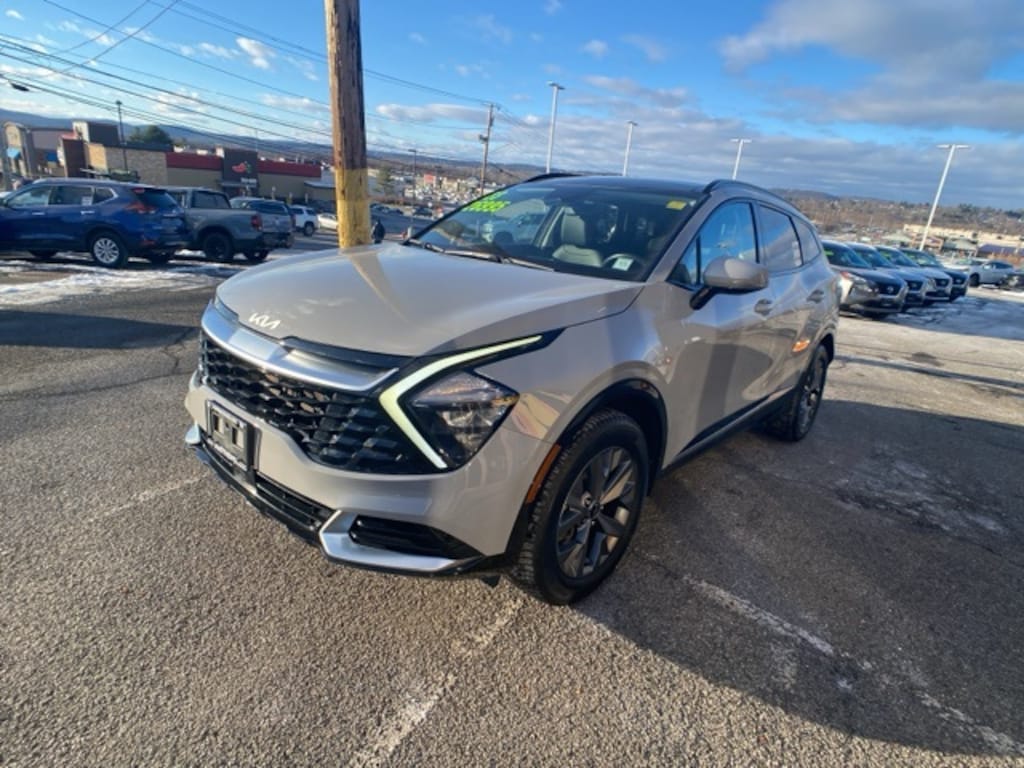 Used 2023 Kia Sportage SX SUV