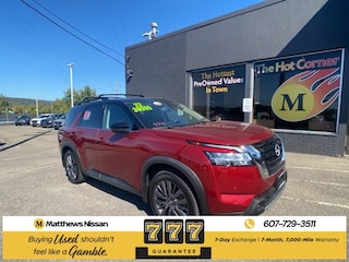 2022 Nissan Pathfinder SL SUV