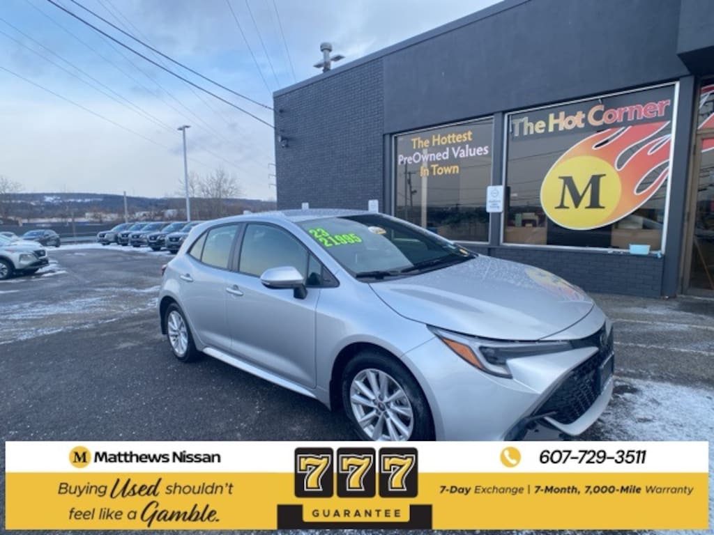 Used 2023 Toyota Corolla Hatchback SE Hatchback