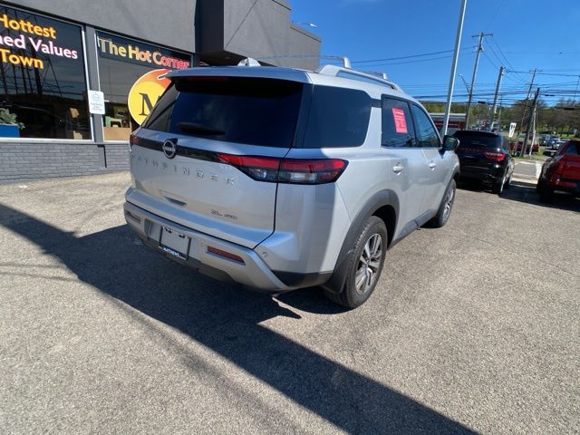 2023 Nissan Pathfinder SL - Photo 5