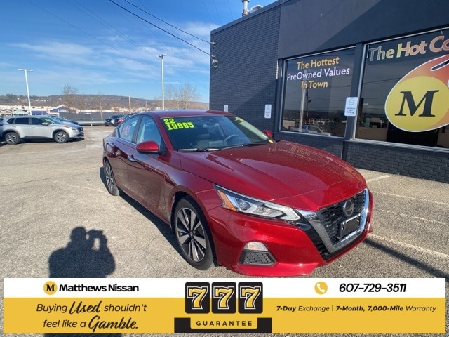 2022 Nissan Altima SV's photo