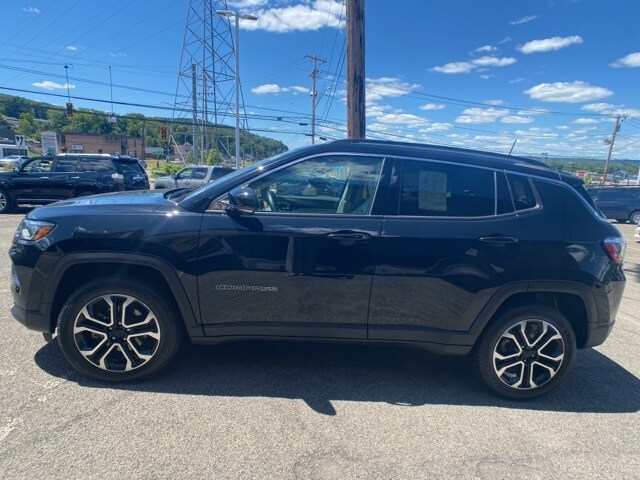 2022 Jeep Compass Limited photo 4
