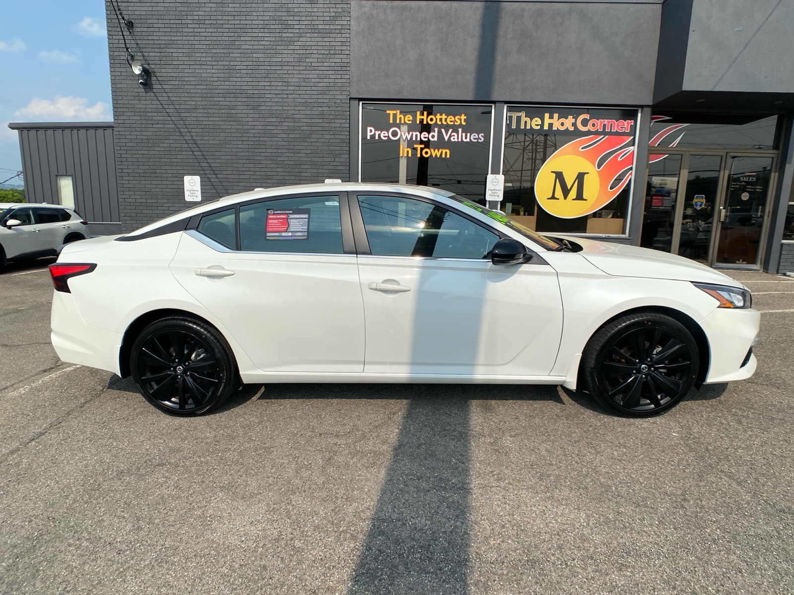 Certified 2022 Nissan Altima SR with VIN 1N4BL4CW5NN311981 for sale in Liverpool, NY