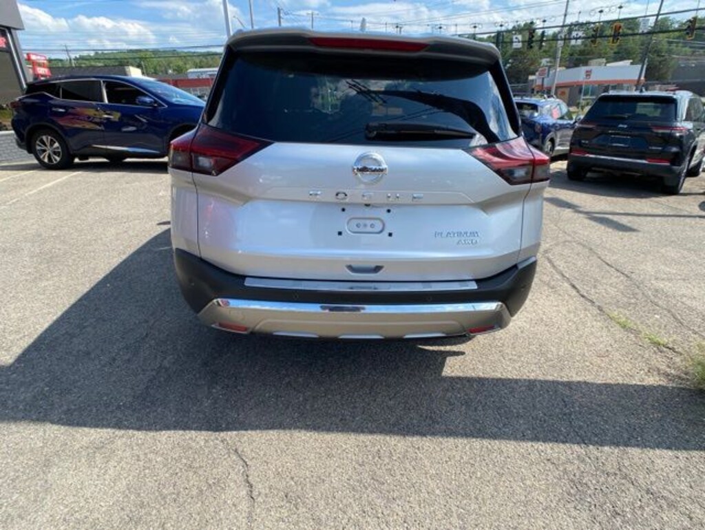 Used 2021 Nissan Rogue Platinum SUV