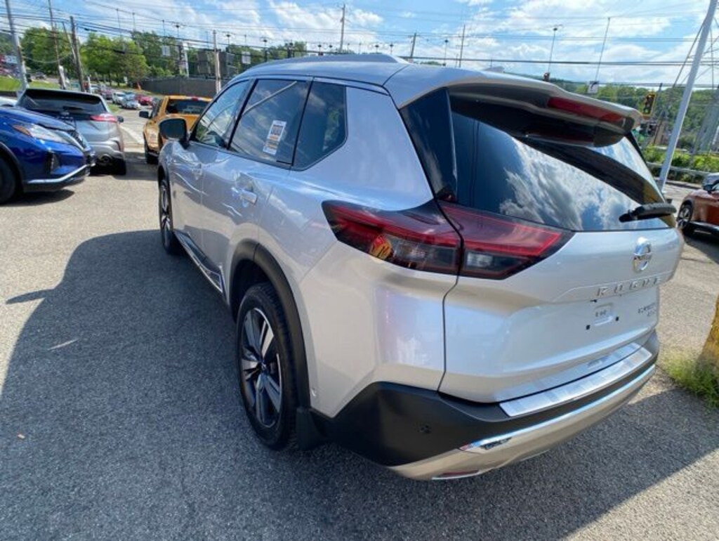 Used 2021 Nissan Rogue Platinum SUV
