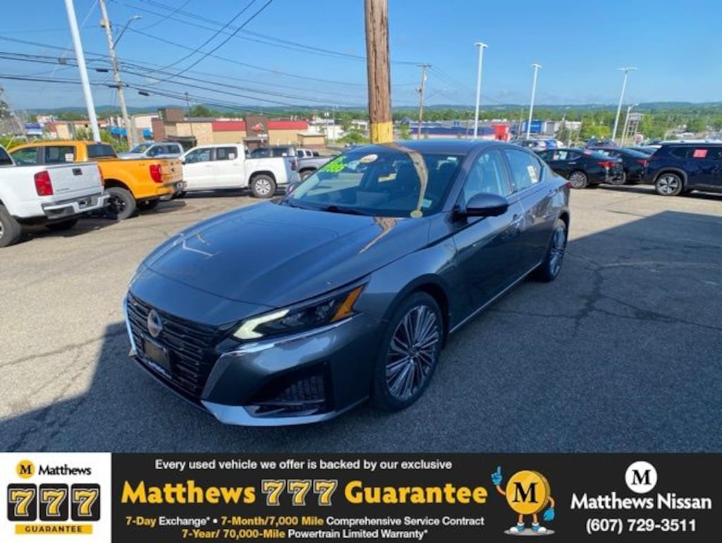 Certified 2025 Nissan Altima SL Sedan