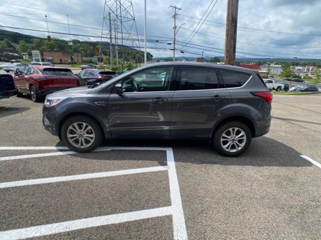 Used 2019 Ford Escape SE SUV