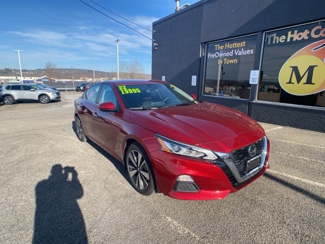 2022 Nissan Altima SV's photo