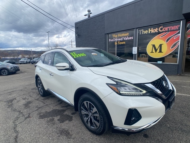 2022 Nissan Murano SV's photo