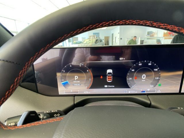 2025 Nissan Armada PRO-4X - Photo 11