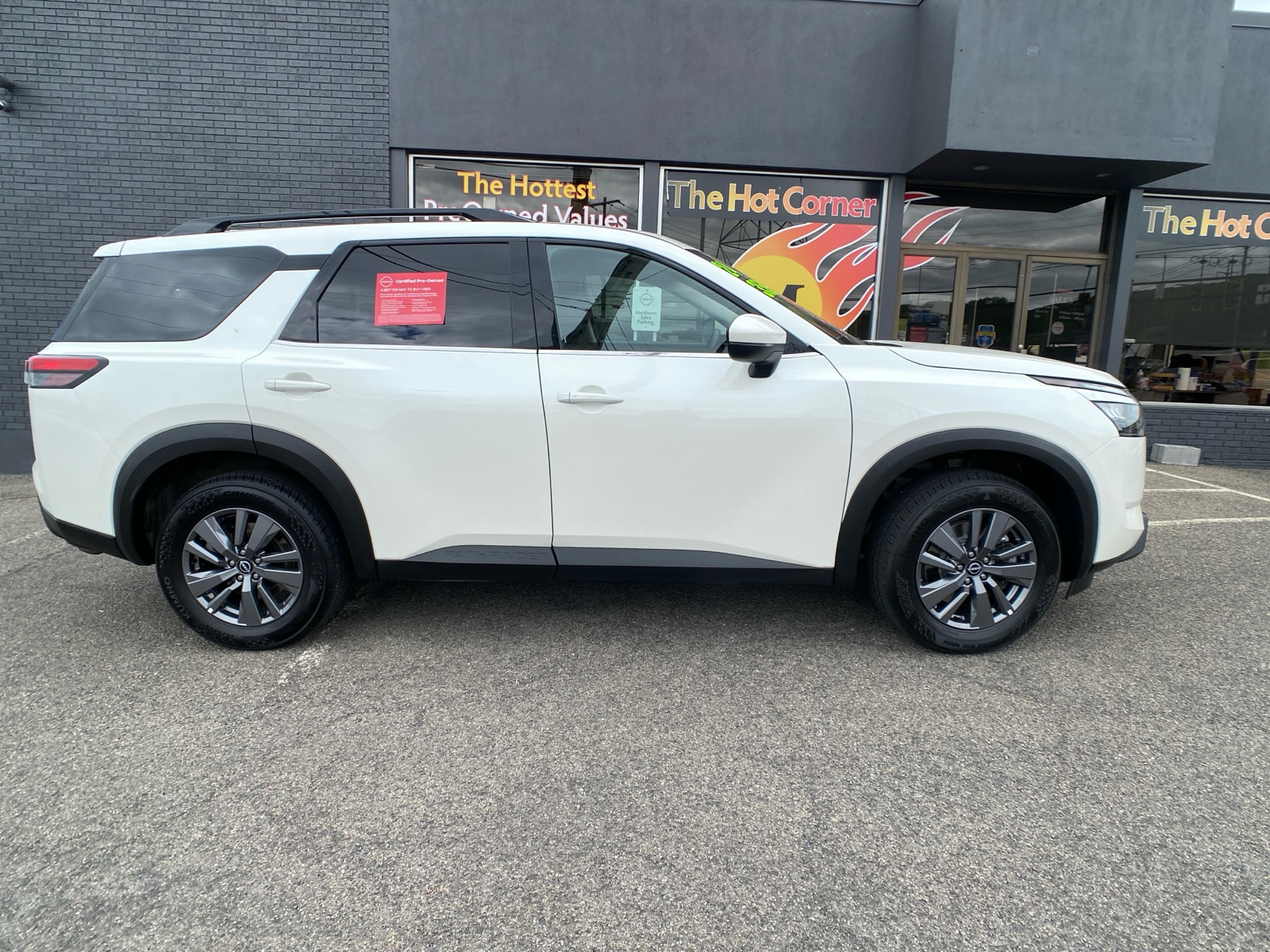Certified 2024 Nissan Pathfinder SV with VIN 5N1DR3BC3RC275255 for sale in Liverpool, NY