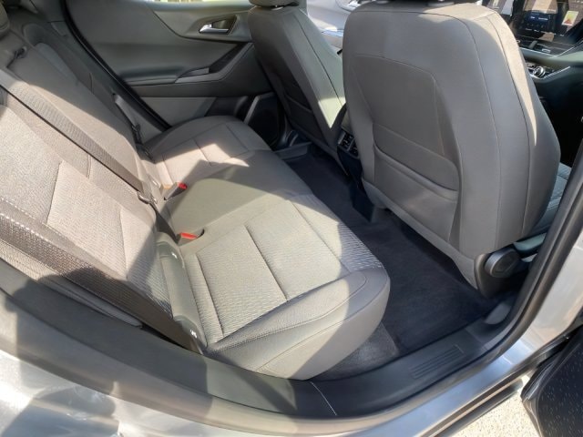 Additional photo of vehicle.