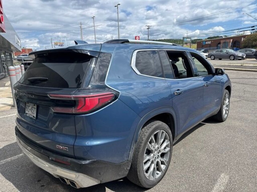 Used 2025 GMC Acadia Denali SUV