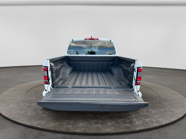 Additional photo of vehicle.