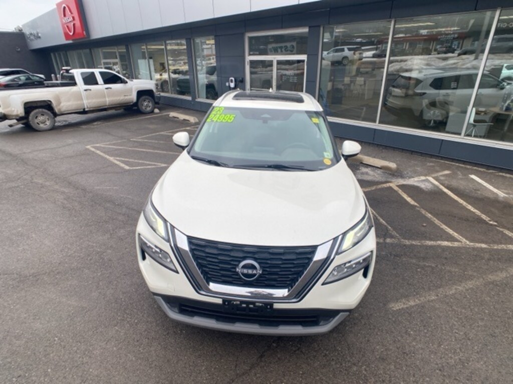 Certified 2023 Nissan