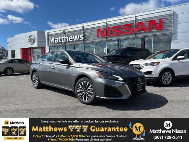 2024 Nissan Altima 2.5 SV AWD's photo