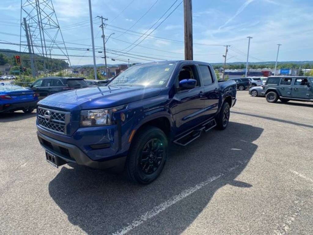 Used 2022 Nissan Frontier SV Truck