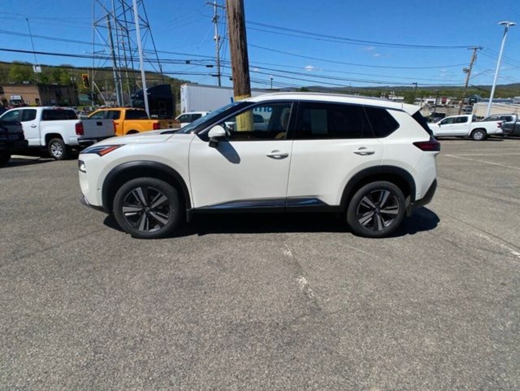 Used 2023 Nissan Rogue Platinum SUV