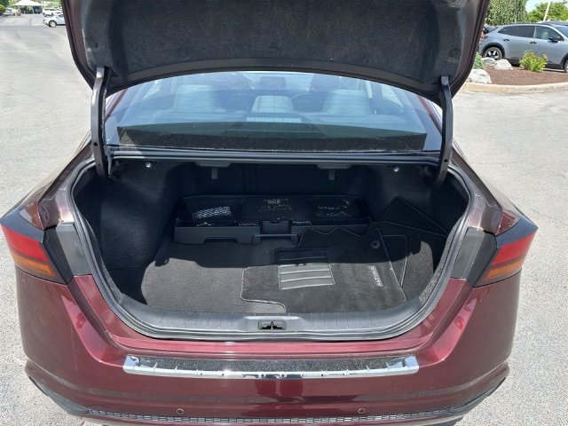 Additional photo of vehicle.